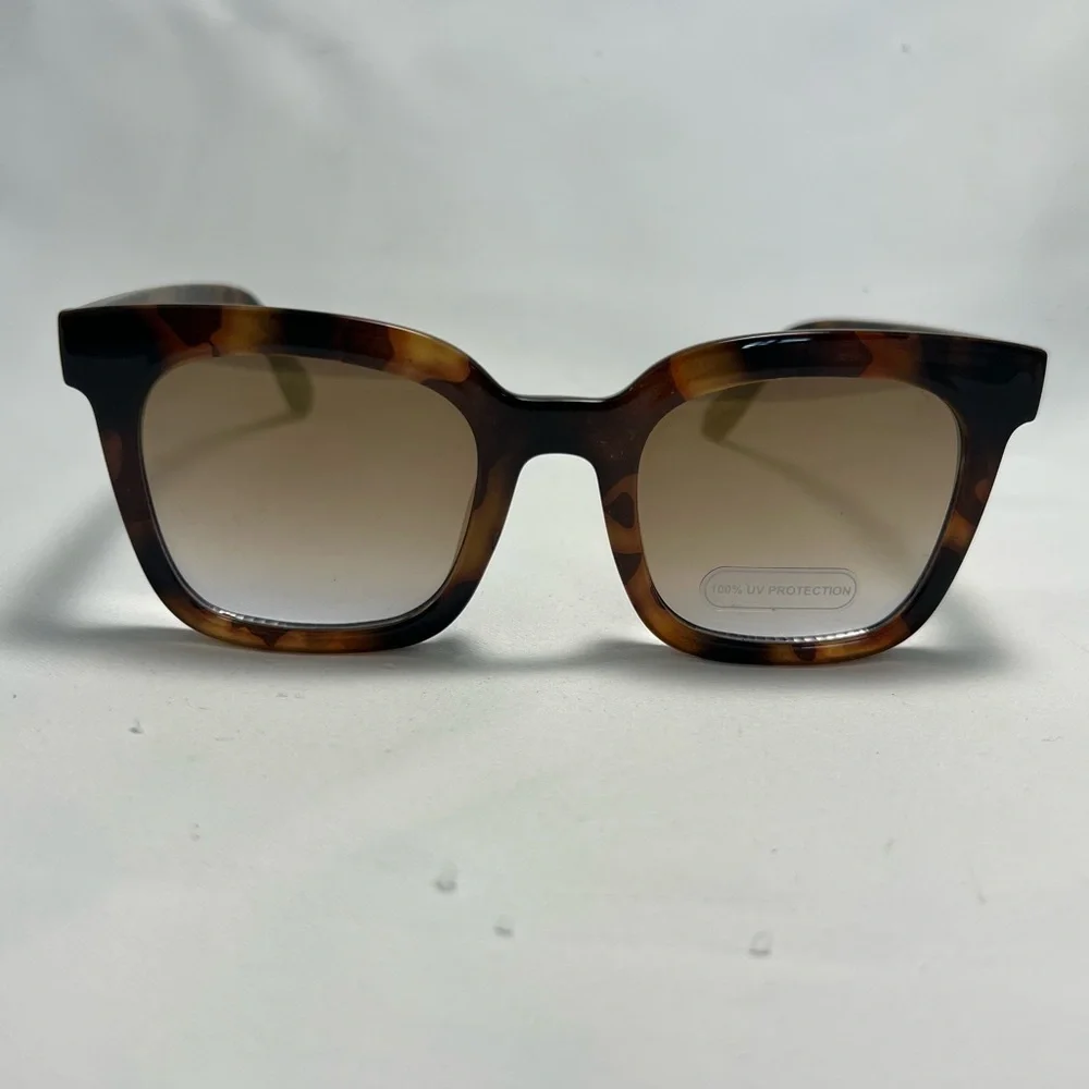 BOGO Bethanny Women’s Tortoise Square Sunglasses
